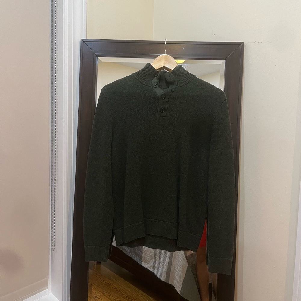 Banana Republic Turtle Neck